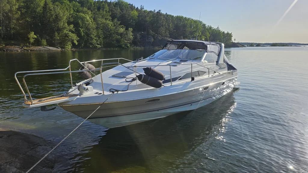 Bayliner 3255 Avanti - 88 / Mercruiser 5,0 MPI - 04